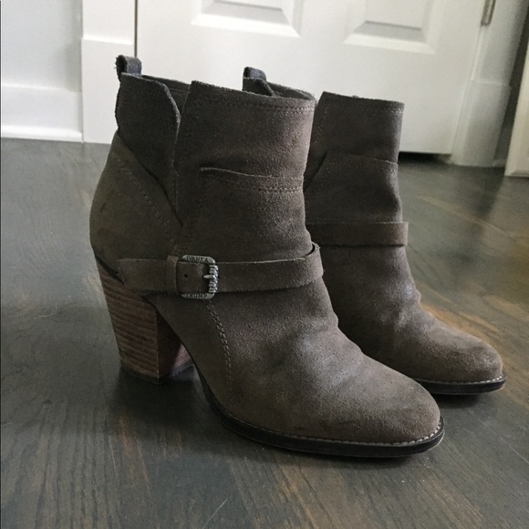 Gray suede ankle booties size 7 - Picture 3 of 5